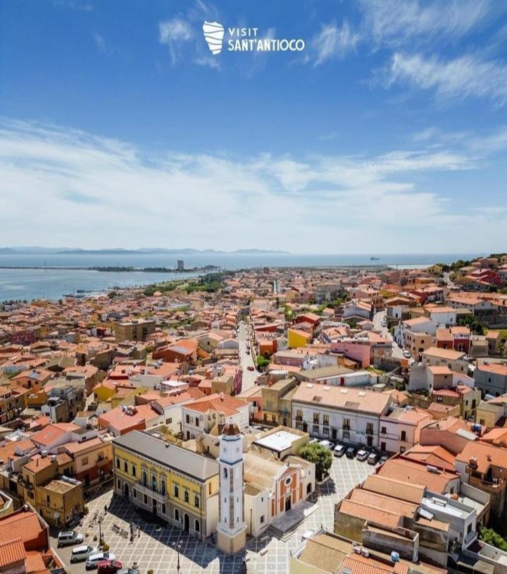Holiday House Chiara ซานตันตีโอโก ภายนอก รูปภาพ